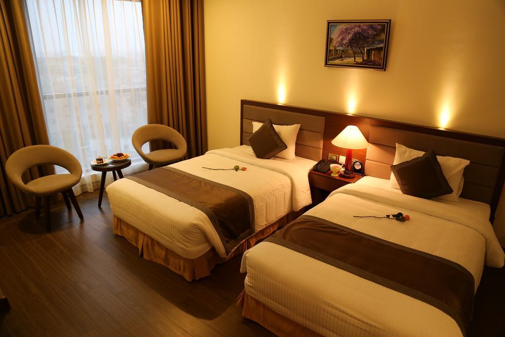 Muong Thanh Grand Quang Tri Hotel Room photo